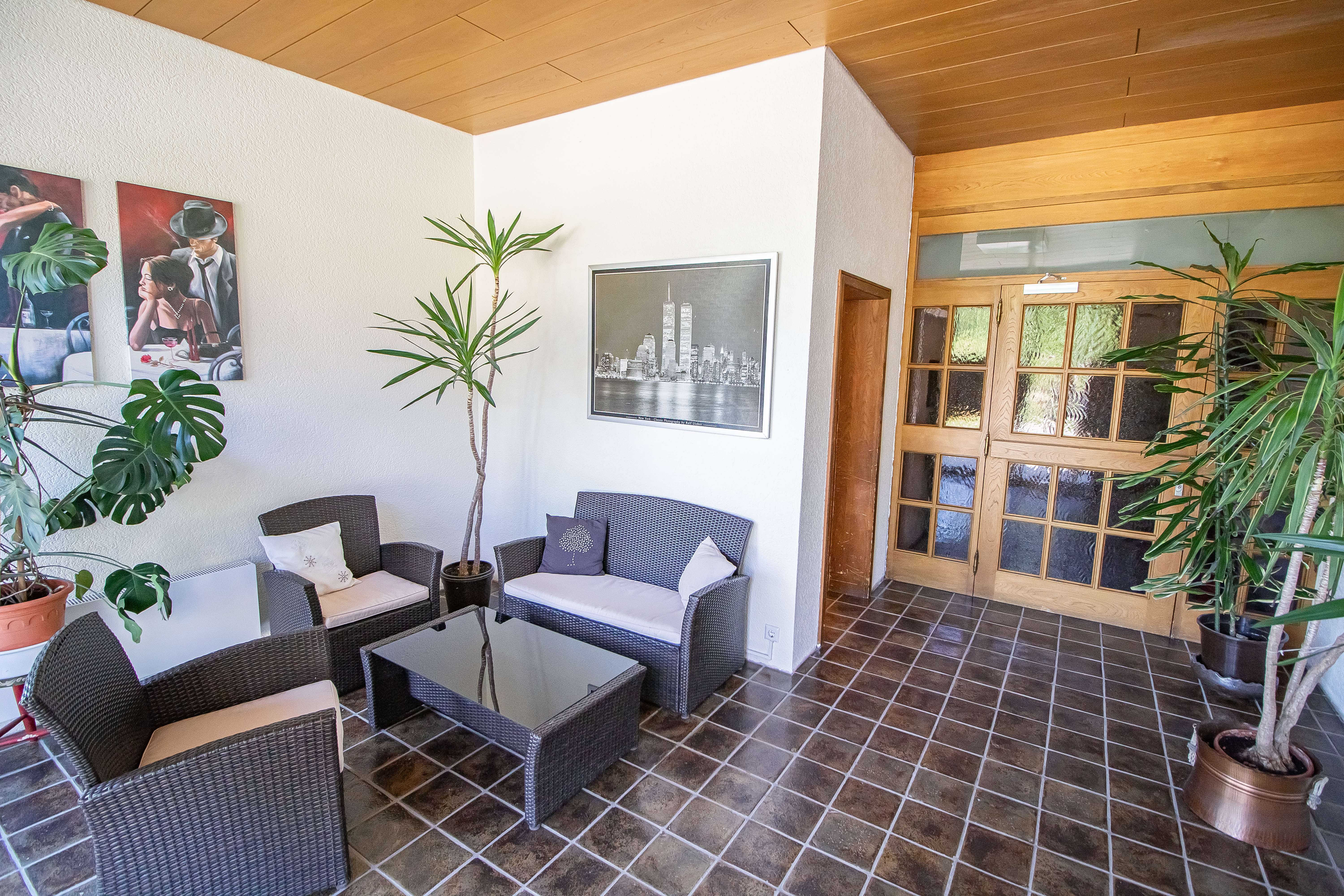 Immobilie in Freudenstadt - Gemütliche 2-Zimmer Wohnung mit Küche, Loggia und Hallenbadmitbenutzung - Bild 4