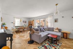 Stilvoll modernisierte 3-Zimmer-Wohnung mit Balkon in ruhiger Innenstadtlage – Die vollständige Adresse der Immobilie erhältst du vom Anbieter., 89231 Neu-Ulm – Vorschaubild 2