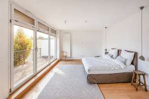 EXKLUSIVES ARCHITEKTENHAUS + 200QM ANBAU-POTENTIAL - 1.011 qm Sonnengrundstück – Die vollständige Adresse der Immobilie erhältst du vom Anbieter., 14167 Lichterfelde, Berlin – Vorschaubild 5