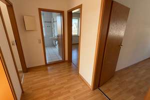 Toller Balkon an der Küche - EBK - Tageslichtbad mit Badewanne – Frankenberger Straße 202, 9131 Ebersdorf, Chemnitz – Vorschaubild 7