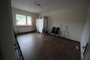 Marko Winter Immobilien - Mosbach: Zentral gelegene 5-Zimmer-Wohnung  mit Balkon – Die vollständige Adresse der Immobilie erhältst du vom Anbieter., 74821 Mosbach – Vorschaubild 5