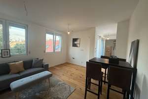 Mietzins& Afa: bezugsfreies 54 m² NEUBAU LOFT mit Terrasse, Aufzug& Ost/Süd Ausrichtung – Huttenstraße 71, 10553 Moabit, Berlin – Vorschaubild 3
