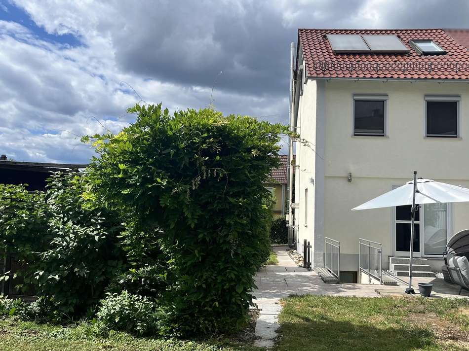 Hausansicht Gartenseite
