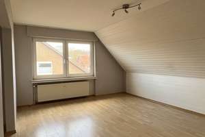 Großzügige Dachgeschosswohnung mit Balkon – Die vollständige Adresse der Immobilie erhältst du vom Anbieter., 49086 Voxtrup, Osnabrück – Vorschaubild 3