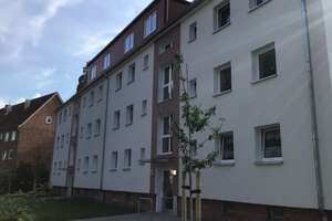 Schöne 3,00-Zimmer-Wohnung mit Balkon in zentraler Lage