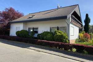 Geräumiges, gut und ruhig gelegenes 6,5-Zimmer-Einfamilienhaus mit großem Garten in Gönnheim – Bad Dürkheim (Kreis) – Vorschaubild 1