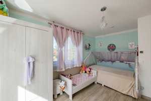 Einfamilienhaus mit kleinem Garten und Pool – München (Kreis) – Vorschaubild 12
