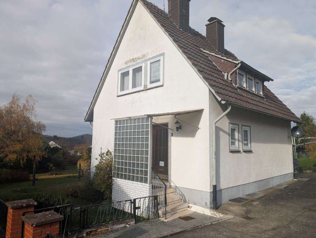 Immobilie in Habichtswald - Ehlen: Tolles Grundstück mit gemütlichem Einfamilienhaus in bester Wohnlage! - Bild 0