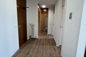 Modernisierte 2,5-Zi.-Wohnung im 13. OG | Neue Einbauküche & Westbalkon – Sankt Johann 6, 91056 Alterlangen, Erlangen – Vorschaubild 3
