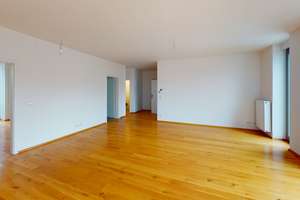 ***Sehr große 4 Zi.-Eigentumswohnung im 1.OG, WE 2a-3 mit Balkon*** – Pfinztalstr. 2a, 76227 Durlach, Karlsruhe – Vorschaubild 8
