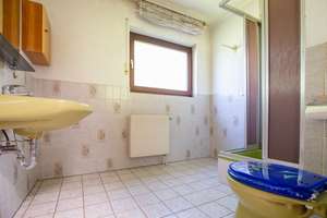 Wohnen auf vier Ebenen: Reihenhaus mit Garten, Sauna und Dachterrasse in Gonsenheim – Die vollständige Adresse der Immobilie erhältst du vom Anbieter., 55124 Gonsenheim, Mainz – Vorschaubild 12