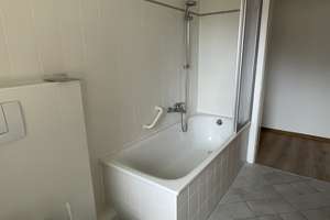 Helle 4,5 Zimmer Dachgeschosswohnung im Grünen – Neustädter Str. 2, 23758 Oldenburg in Holstein – Vorschaubild 7