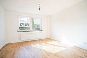 Erstbezug nach umfassender Renovierung - 2-Zimmer mit Balkon | WG-geeignet  – Moselstraße 74, 50674 Köln – Vorschaubild 4