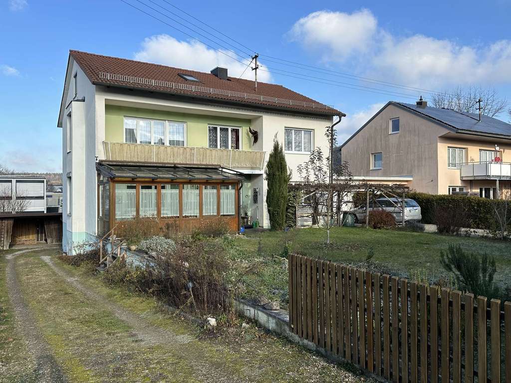 Immobilie in Zusmarshausen - Katip | Mehrfamilienhaus in Zusmarshausen – Investment für Kapitalanleger oder Eigennutzer - Bild 1