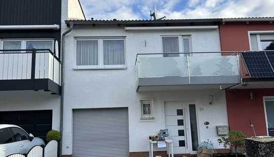 Bild von Schickes Rheinmittelhaus mit großzügigem Garten 
in Nidderau-Heldenbergen