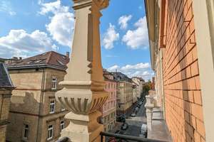 Sanierte 3 -Zimmer-Wohnung
Charme - Stuck - Stadtblick – Die vollständige Adresse der Immobilie erhältst du vom Anbieter., 70180 Heusteigviertel, Stuttgart – Vorschaubild 1