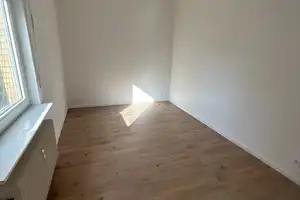 Freundliche 2-Zimmer-Erdgeschosswohnung mit Balkon und EBK in Braunschweig – Madamenweg 125, 38118 Braunschweig – Vorschaubild 5