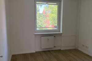 Schöne 3-Zi.-Whg mit neuer EBK und Westbalkon in Bramfeld – Am Bramfelder Zoll 2, 22179 Bramfeld, Hamburg – Vorschaubild 8