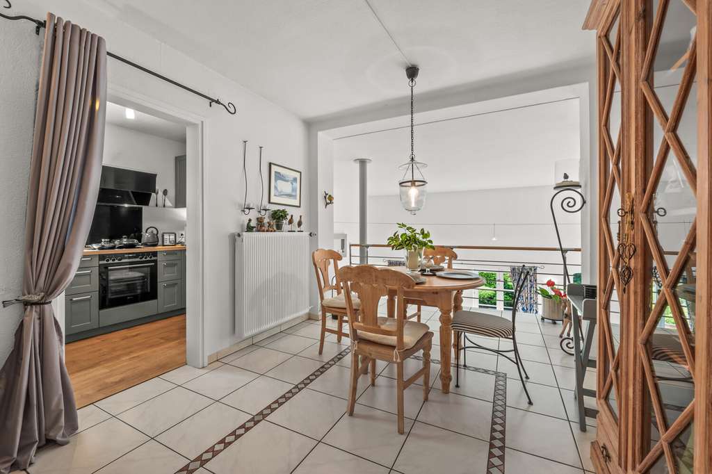 Immobilie in Olpe - Großzügiges Anwesen in Olper Stadtnähe! - Bild 2