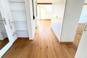 ***Loft-artige***  2,5-Zimmer-Mansardenwohnung  ***absolut ruhige Lage*** – Die vollständige Adresse der Immobilie erhältst du vom Anbieter., 81827 Waldtrudering, München – Vorschaubild 17