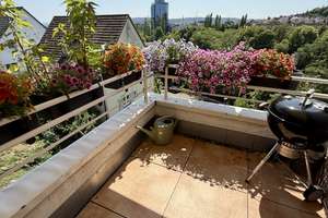 Helle 3-Zimmer Whg., Balkon, Fußbodenheizung, opt. Verkehrsanbindung (U-+S-Bahnanschluss fußläufig)
