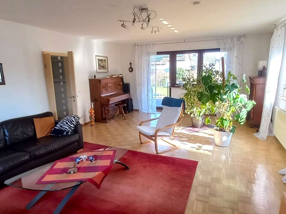 11 Wohnzimmer