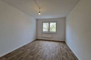***Ab 15.06.2026***2 Zimmer. Balkon. Duschbad. Frisch renoviert. 4. OG.*** – Jupiterstraße 1, 4205 Grünau-Nord, Leipzig – Vorschaubild 3