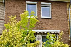 LINDEN IMMOBILIEN - massives Einfamilienhaus (RMH) in beliebter Ortslage – Oberhavel (Kreis) – Vorschaubild 1