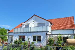 Schöne 2 Zi.-Whg. in kleiner Anlage (von privat)