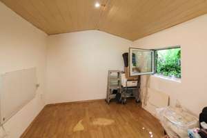 Ruhig, grün und zentral: Einfamilienhaus mit Terrasse,Anbau und einzigartigem Potenzial – Die vollständige Adresse der Immobilie erhältst du vom Anbieter., 73728 Innenstadt, Esslingen am Neckar – Vorschaubild 11