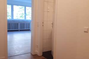 ** Bezugsfertige 2-Zimmer-Wohnung mit modernem Bad und großem Wohnzimmer** – Viehofer Str. 13, 45127 Stadtkern, Essen – Vorschaubild 12