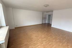 Großzügiges 1 Zimmer Apartment im Herzen der Altstadt – Bolkerstrasse 37, 40213 Altstadt, Düsseldorf – Vorschaubild 2