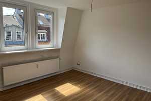 Frische renovierte Wohnung in bester Lage – Jungmannstraße  64/66, 24105 Kiel – Vorschaubild 2