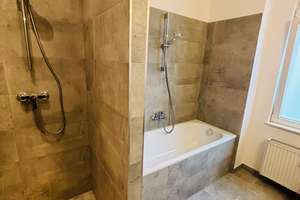 Renovierte 2-Zimmer Wohnung mit 2 Balkonen im 3. OG am Boxhagener Platz – Krossener Straße 26, 10245 Friedrichshain, Berlin – Vorschaubild 10