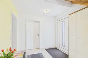 Modernes Wohnhaus mit Einliegerwohnung & Burgblick – vielseitig nutzbar in Top-Randlage – Die vollständige Adresse der Immobilie erhältst du vom Anbieter., 72379 Hechingen – Vorschaubild 9