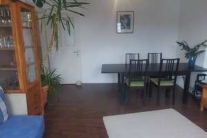 Charmante 3-Zimmer-Altbau-Wohnung mit kleinem franz. Balkon in der Gutbrodstr. – Die vollständige Adresse der Immobilie erhältst du vom Anbieter., 70193 Vogelsang, Stuttgart – Vorschaubild 2