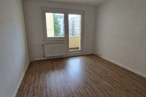 Heißer Sommer. Eiskalter Deal: Bis zu DREI Kaltmieten frei - Leben im Domviertel – Einsteinstr. 13B, 39104 Altstadt, Magdeburg – Vorschaubild 3