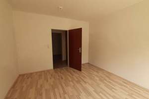 Timmersfeld 33 - schöne 3 ZKB Wohnung im 1.OG nur mit WBS-Schein – Die vollständige Adresse der Immobilie erhältst du vom Anbieter., 42899 Schmittenbusch, Remscheid – Vorschaubild 3