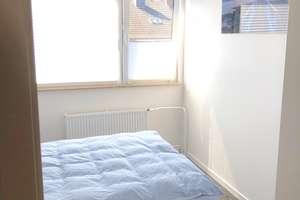 Geschmackvolle Wohnung mit zwei Räumen und Einbauküche in Düsseldorf, Exklusive und neuwertig – Witzelstraße 1A, 40225 Bilk, Düsseldorf – Vorschaubild 4