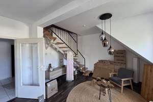 Maisonette-Wohnung mit Balkon in Osnabrück-Lüstringen! – Hasewinkel 11, 49086 Darum/Gretesch/Lüstringen, Osnabrück – Vorschaubild 1