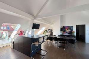 - Exklusives Wohngefühl über zwei Etagen - Großzügige 6,5-Zimmer-Wohnung mit Panoramablick – Die vollständige Adresse der Immobilie erhältst du vom Anbieter., 70197 Rotebühl, Stuttgart – Vorschaubild 2