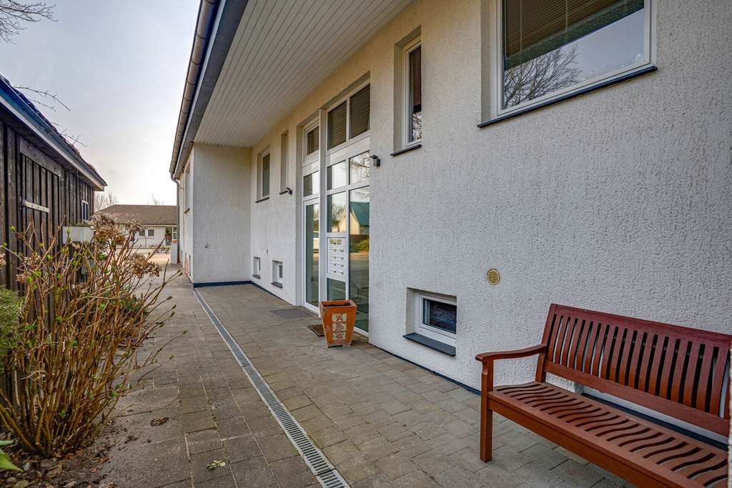 Immobilie in Hürup - Husby: Sonnige Dachgeschosswohnung mit großzügiger Raumaufteilung, Keller und Stellplatz - Bild 4