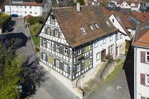 Liebevoll saniertes Fachwerkhaus (ca. 289 m²) mit Terrasse, Sichtbalken, Einliegerwohnung uvm. – Stuttgart – Vorschaubild 29