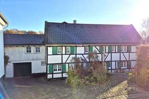 Freistehendes Fachwerkhaus inkl. viel Charme, Ruhe und Traum-Waldblick – Die vollständige Adresse der Immobilie erhältst du vom Anbieter., 42657 Burg/Höhscheid, Solingen – Vorschaubild 1