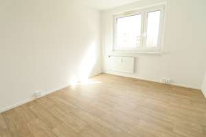 3-Raumwohnung mit West-Balkon und herrlichen Ausblick – Irkutsker Straße 137, 9119 Kappel, Chemnitz – Vorschaubild 7
