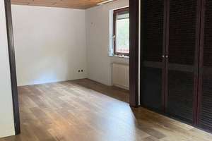Großzügiges Einfamilienhaus mit Kamin, Terrasse und viel Platz für die ganze Familie – Im Eiertal 21, 67273 Weisenheim am Berg – Vorschaubild 6