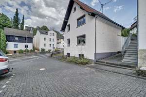 Kleines Haus mit Charme und Potenzial – ideal für Handwerker und Individualisten – 56588 Waldbreitbach – Vorschaubild 3
