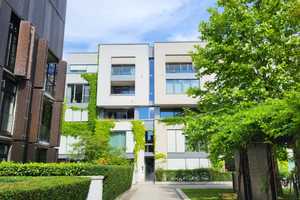 Spektakuläres Penthouse in Prenzlberg - Wohnen im Marthashof – Marthashof 9, 10435 Berlin – Vorschaubild 1