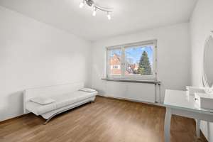 Gepflegtes Zweifamilienhaus in Top-Lage von Pinneberg – Die vollständige Adresse der Immobilie erhältst du vom Anbieter., 25421 Pinneberg – Vorschaubild 13