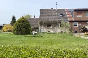Krefeld-Oppum/Donksiedlung: Älteres Siedlungshaus mit Top-Baugrundstück – Die vollständige Adresse der Immobilie erhältst du vom Anbieter., 47809 Oppum, Krefeld – Vorschaubild 2